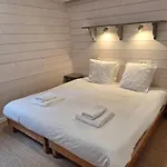 Hideaway 2 *
